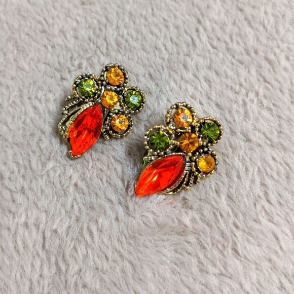 Vintage 1960's Orange, Green & Amber Rhinestone Clip Earrings - Picture 6 of 13